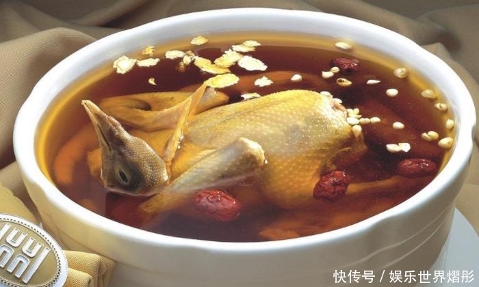 枸杞慢炖鸽子汤 清甜鲜润又滋补