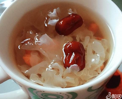 枸杞早上吃还是晚上吃？一文为你揭晓最佳食用时间