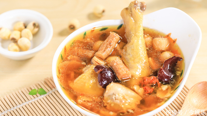 枸杞鸡肉煲汤 鲜润滋补又暖胃