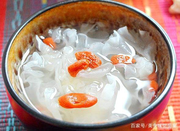 冬天吃枸杞的奇妙益处,为你开启滋补养生新体验